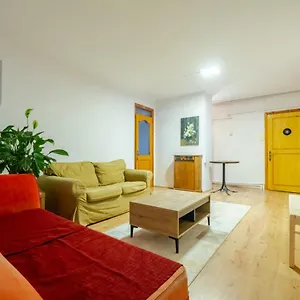 Apartment Flat 800 M To Metro Station In Sisli, Istanbul