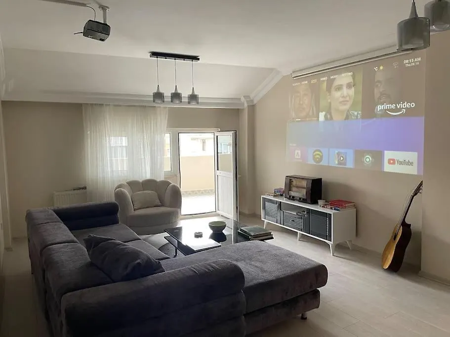 Merkezi Cift Terasli Ev Istanbul